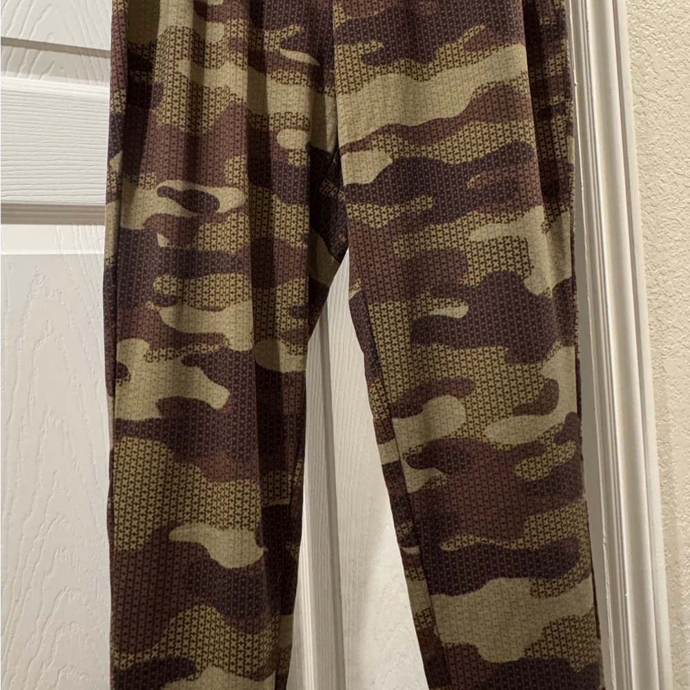 Women's Camouflage Jogger